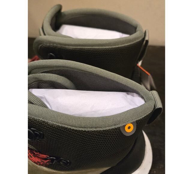 BOGS Loden Hiker Snow Boot Waterproof Leather Cushioned Green Womens 9.5 NIB - Picture 5 of 14